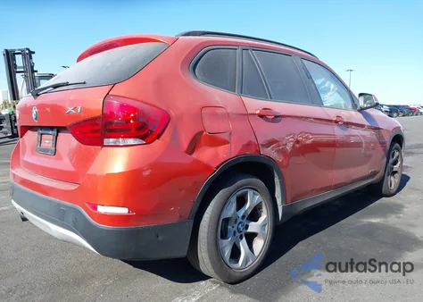 2015 BMW X1 Sdrive28I z USA, uszkodzony, nr VIN WBAVM1C53FV318114